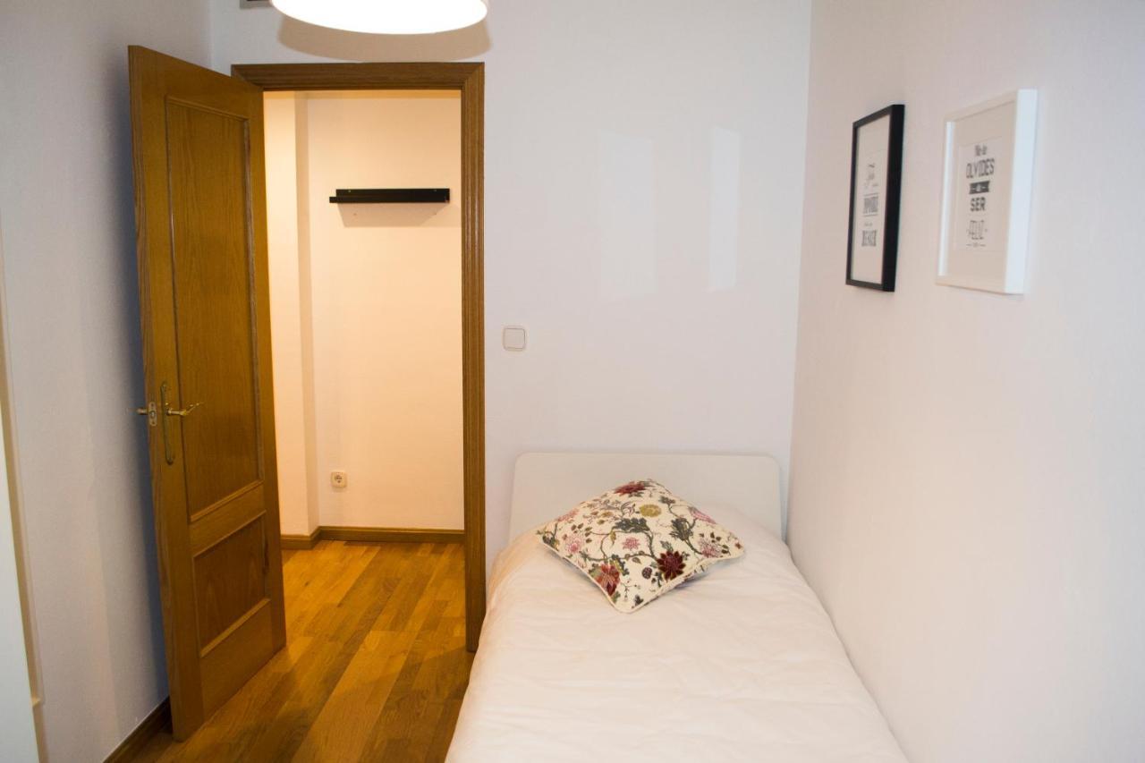 Apartamenticos Torrenueva I Saragoça Exterior foto