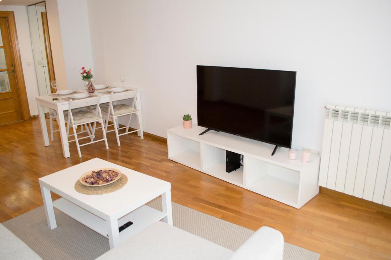 Apartamenticos Torrenueva I Saragoça Exterior foto